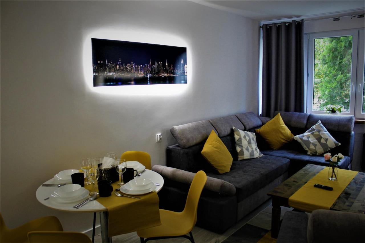 Apartament Przy Arsenale Breslavia Exterior foto
